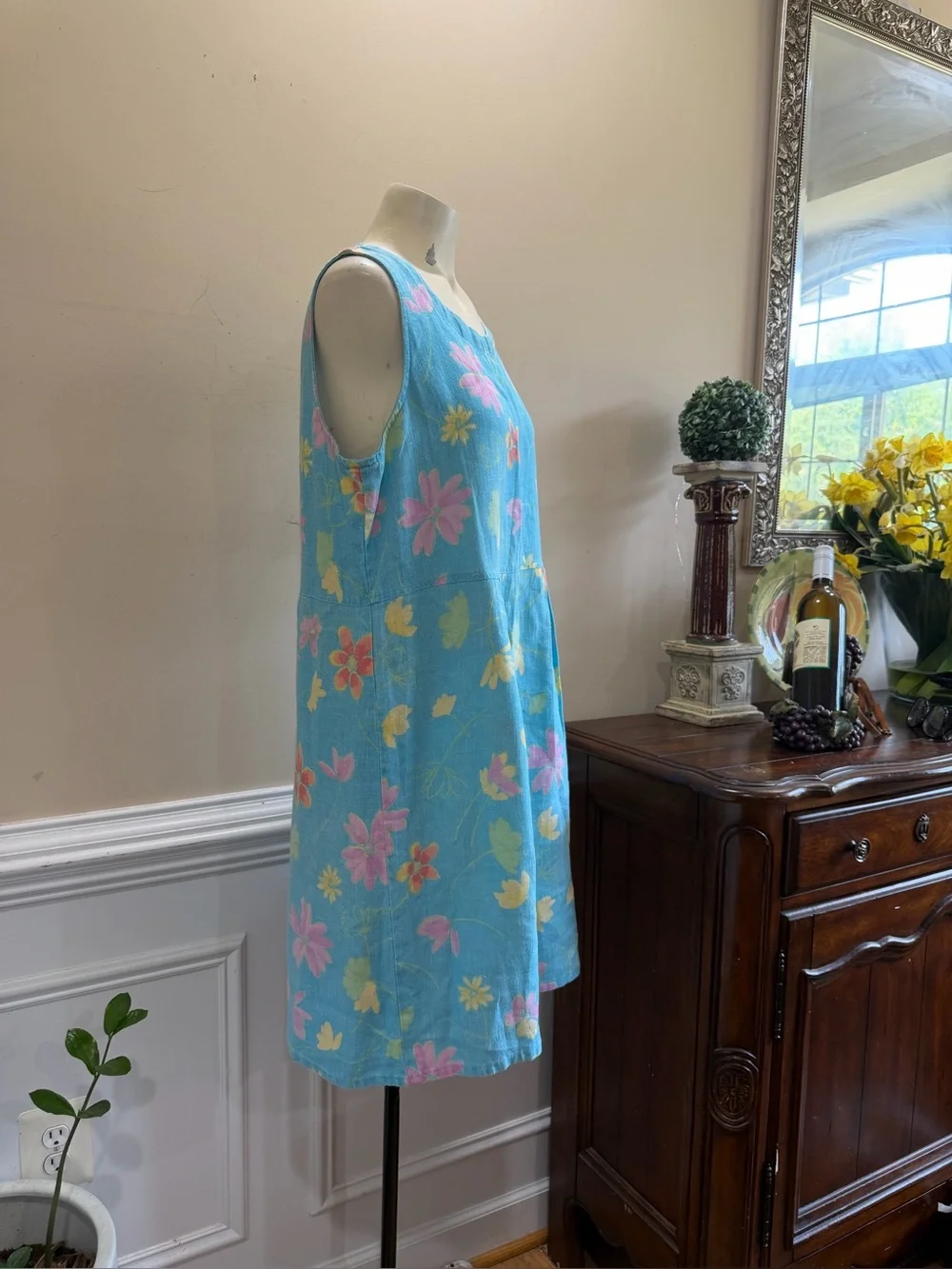 Vintage Real Comfort Linen Sleeveless Floral Shift Dress in Aqua